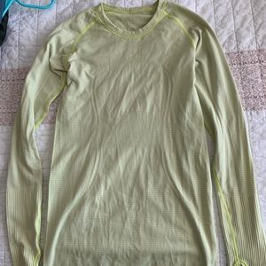 lululemon EUC LS swiftly tech size 6